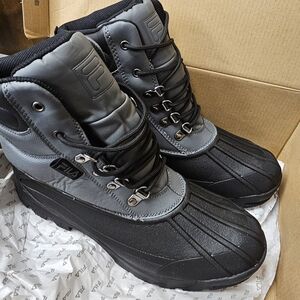 Fila Men's Black and Gray Snow Boots